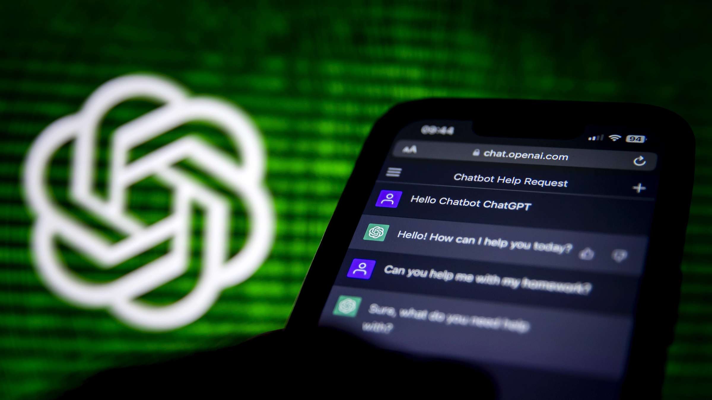 OpenAI admite que pode ler conversas do ChatGPT e acionar a polícia em casos extremos