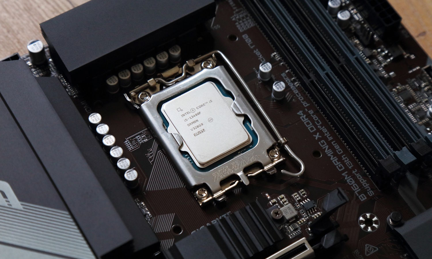 Intel revoluciona CPUs com Software Defined Super Cores para desempenho superior