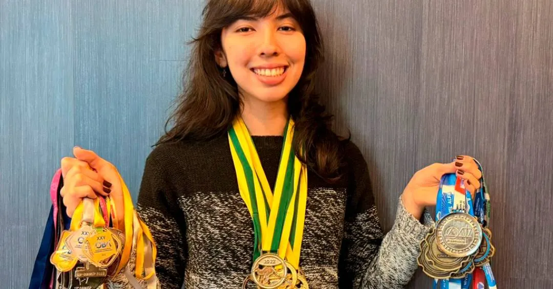 Jovem de 17 anos acumula mais de 40 medalhas em olimpíadas científicas: “Quero inspirar as meninas”