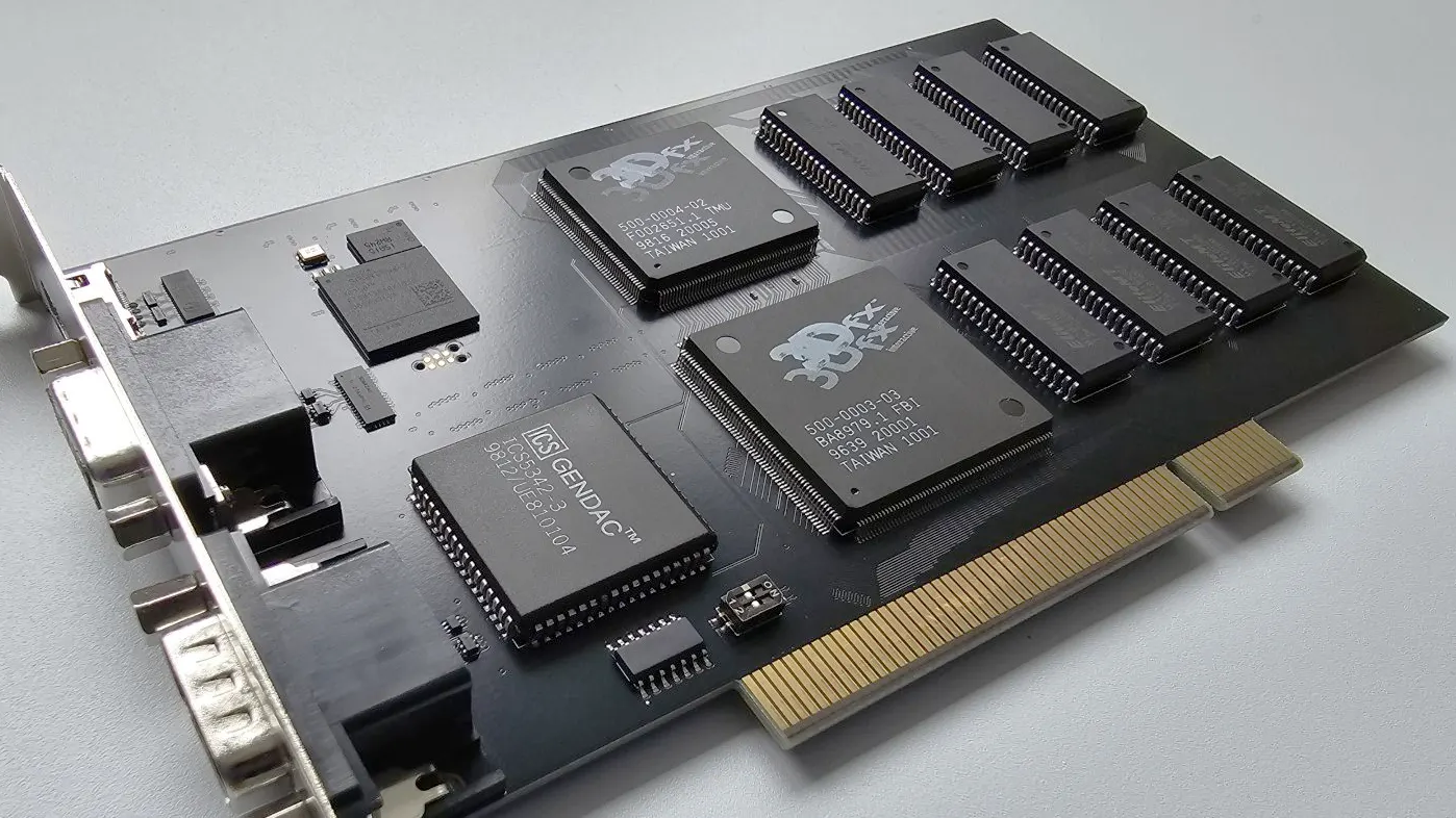 GPU 3Dfx Voodoo modificada com 12 MB de RAM e duas unidades de textura — mostra como essa placa revolucionária estava muito à frente de seu tempo