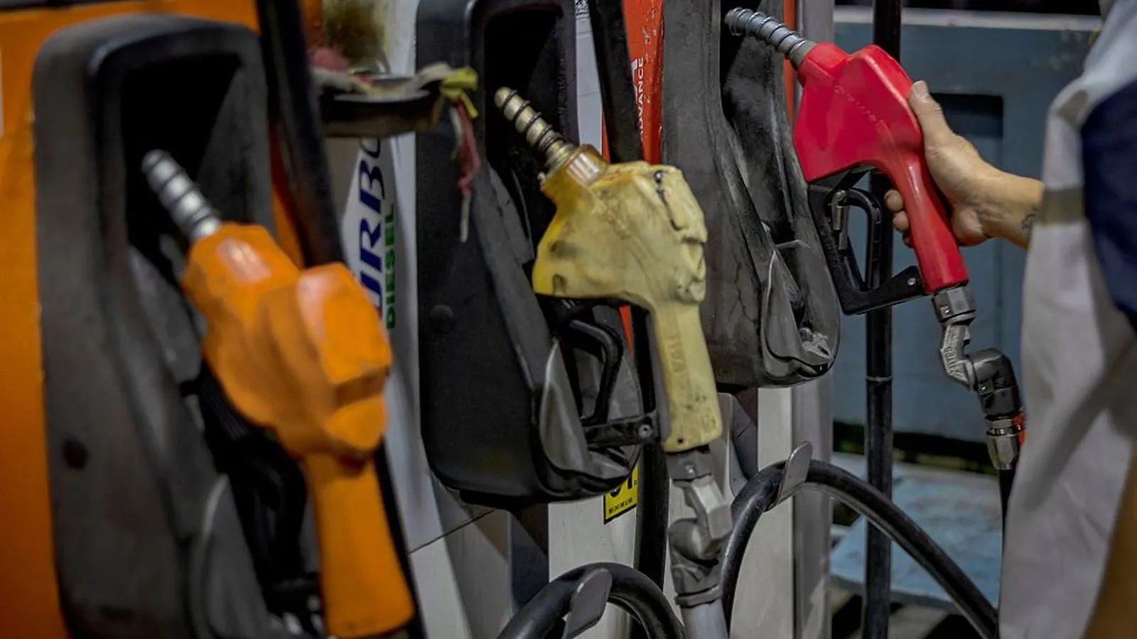 Bomba de combustível criptografada será obrigatória em postos