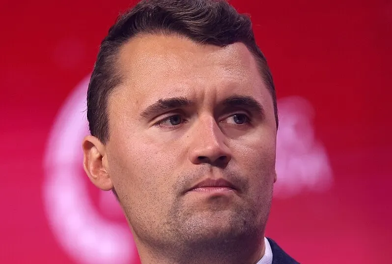 Comentários de ódio fazem dev de Ghost of Yotei ser demitida