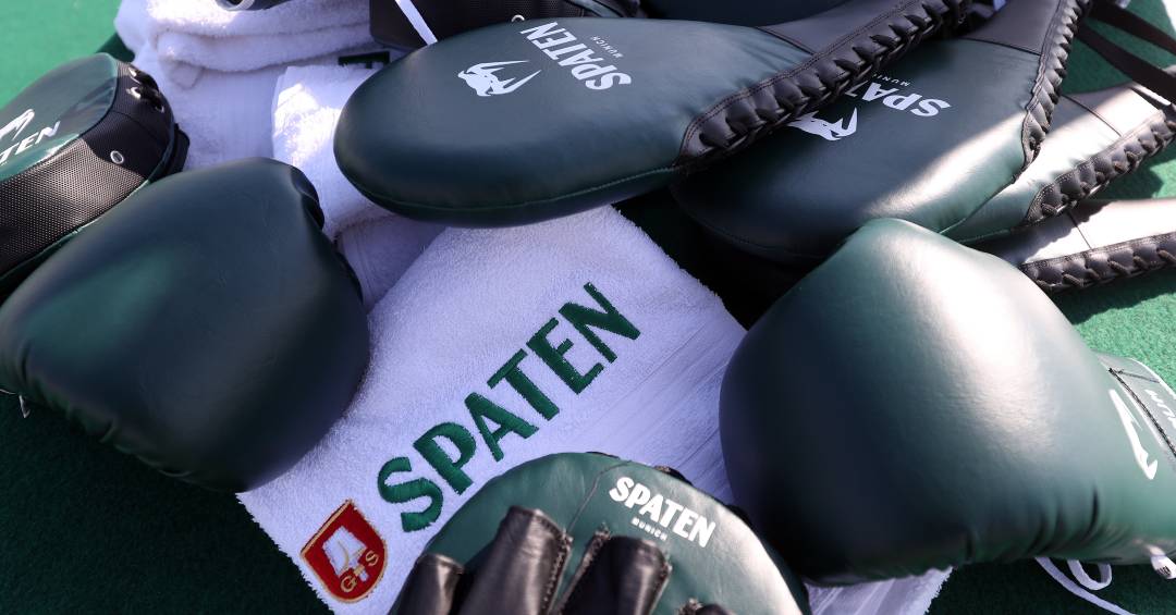 Como era o mundo do boxe há 30 anos?