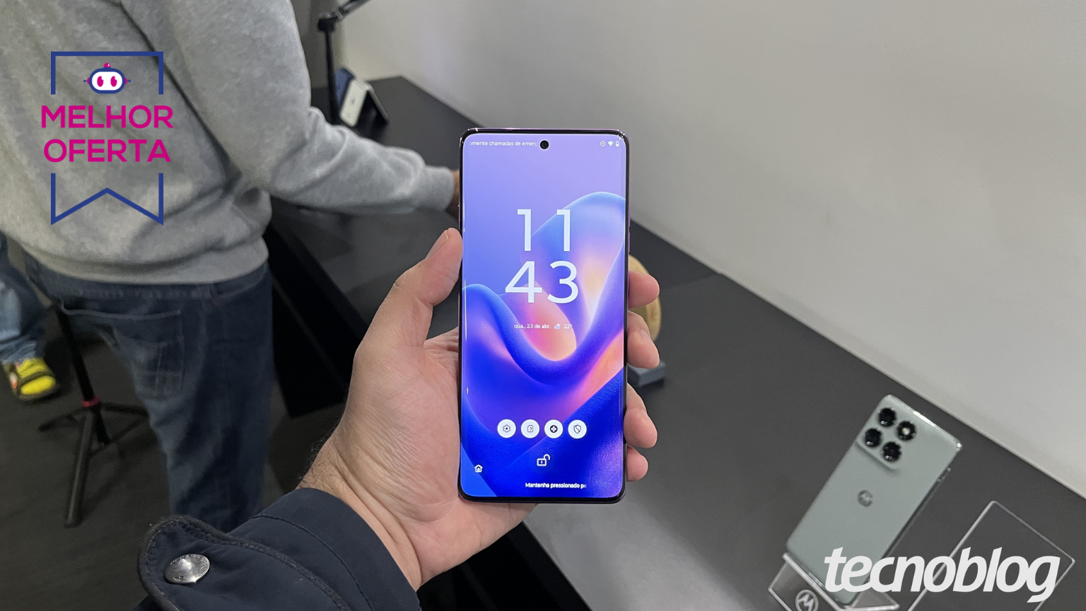 Motorola Edge 60 Pro (256 GB) tem o menor preço que já vimos em oferta na Amazon