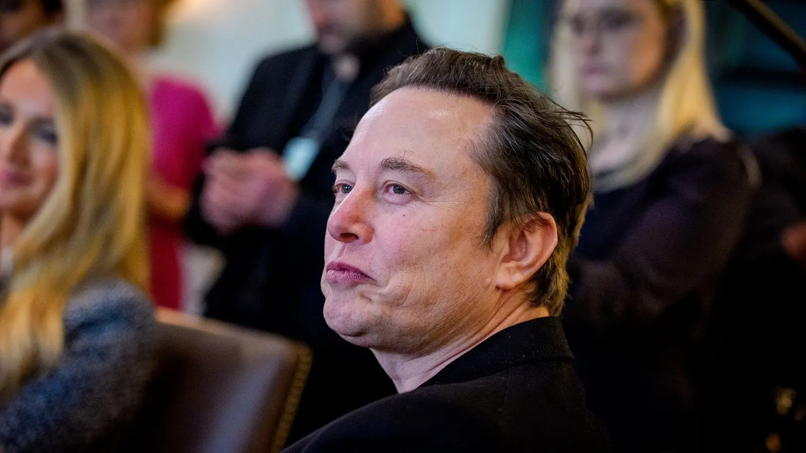 Musk pode ganhar pacote salarial recorde de quase US$ 1 trilhão da Tesla