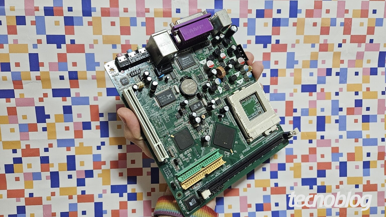 O que é uma placa-mãe? Conheça os tipos e o funcionamento da motherboard