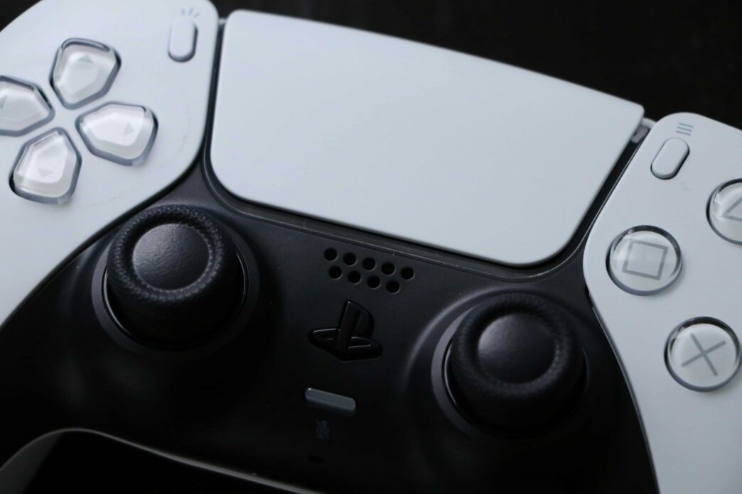 PS5 recebe atualização para o DualSense em 17 de setembro com novidades