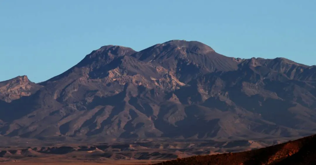 Vulcão tido como extinto há 700 mil anos dá sinais de atividade, alerta estudo