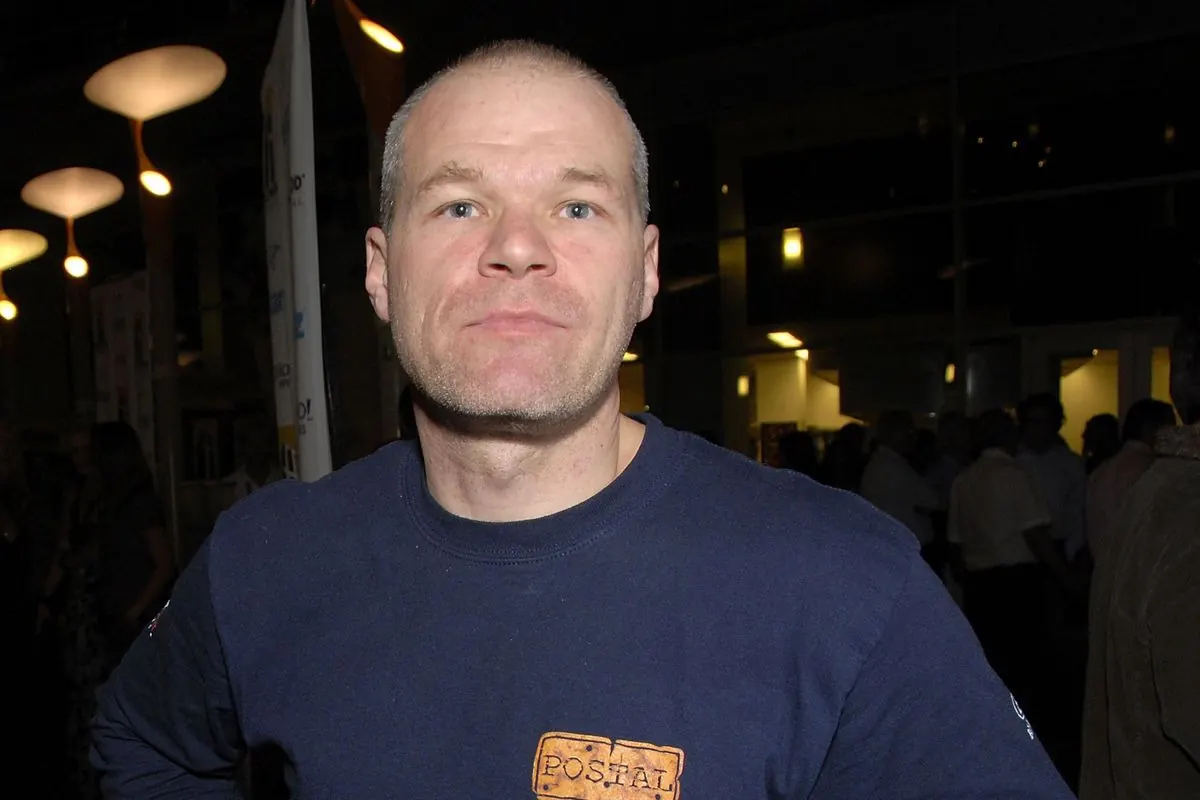 Uwe Boll abandonou aposentadoria para competir com o novo House of the Dead de Paul W. S. Anderson