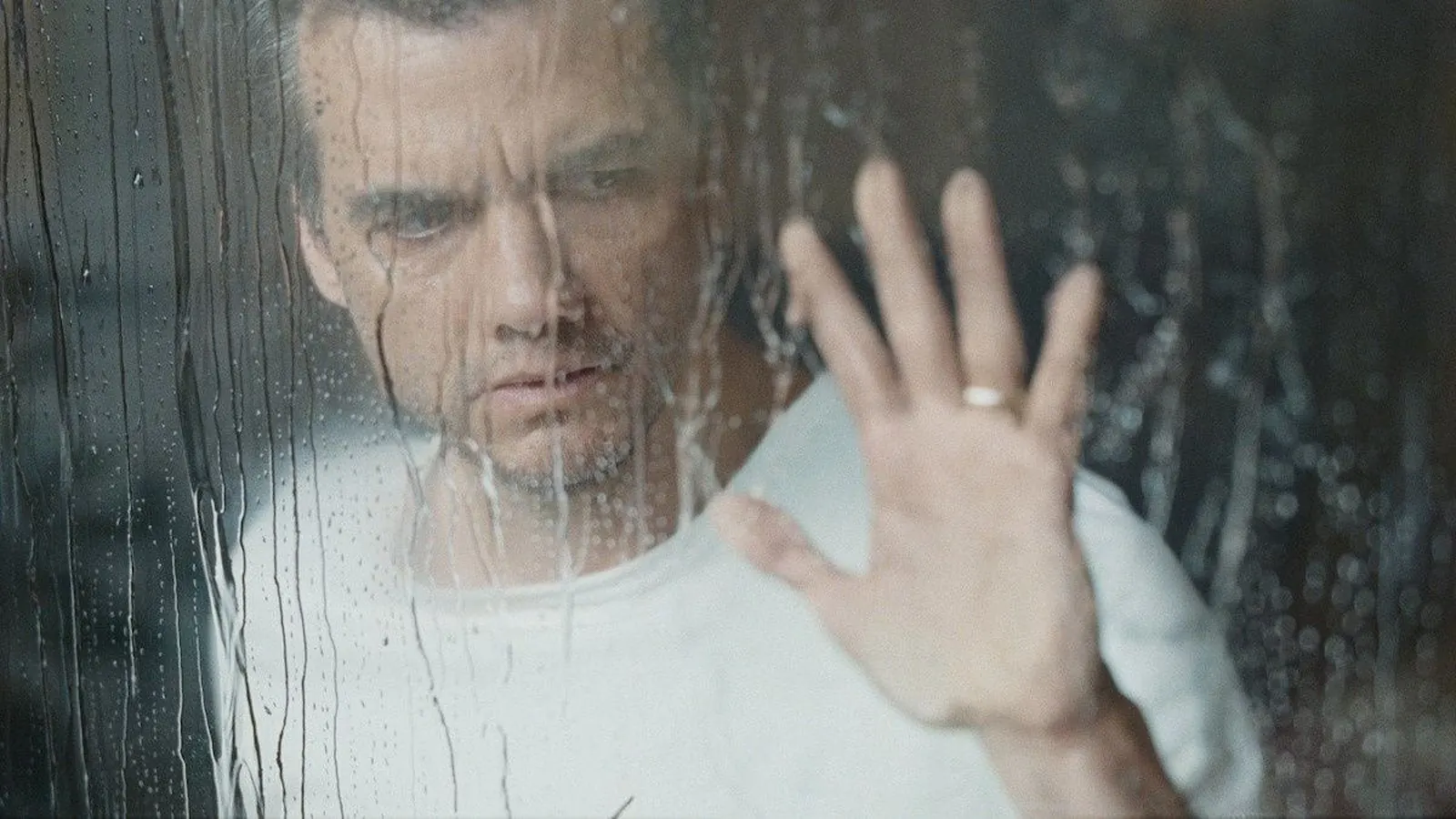 A Última Casa: Filme da Netflix com Wagner Moura ganha pôster